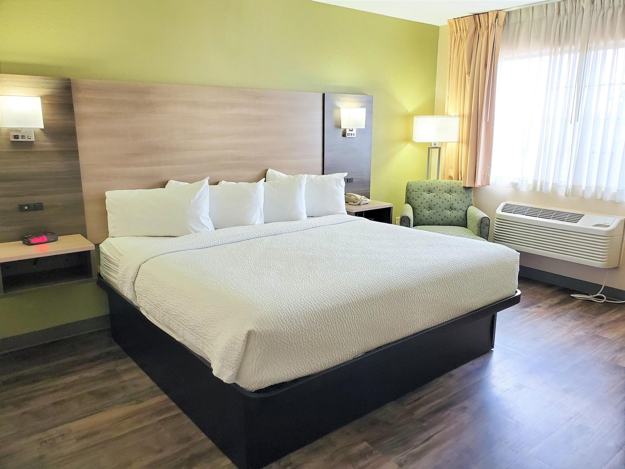 Baymont By Wyndham Santa Fe Hotel Eksteriør billede