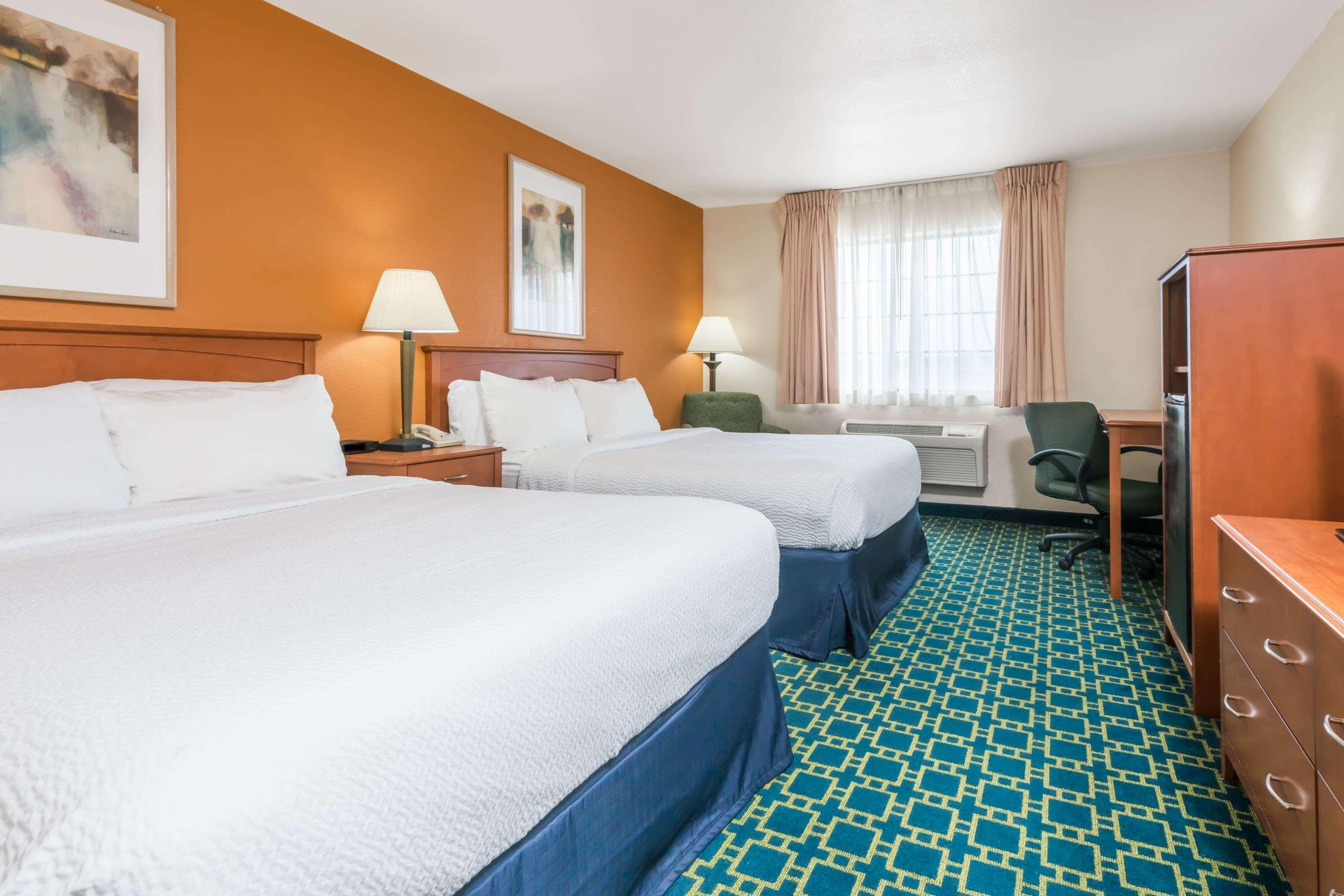 Baymont By Wyndham Santa Fe Hotel Eksteriør billede